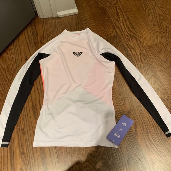 Roxy Other - Roxy Women long sleeve rashgard size xs with tags